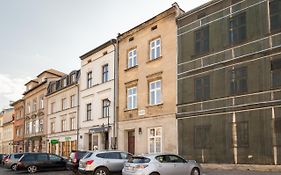 Szeroka 33